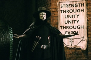 14 V for Vendetta - نقد فیلم V for Vendetta (بررسی کامل فیلم وی مثل وندتا)