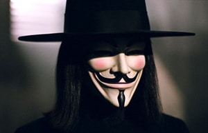 16 V for Vendetta - نقد فیلم V for Vendetta (بررسی کامل فیلم وی مثل وندتا)