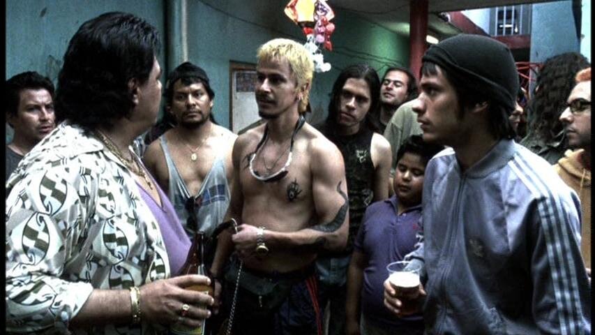 نقد فیلم Amores Perros (عشق سگی) 18 نقد فیلم Amores Perros (عشق سگی) 17