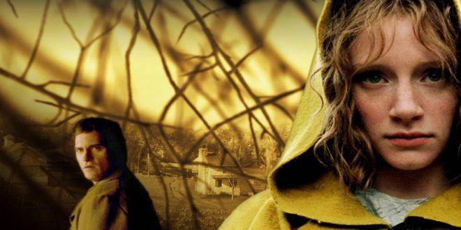 مقایسه فیلم The Village (دهکده) 2004 و فیلم Glass (شیشه) 2019 14 مقایسه فیلم The Village (دهکده) 2004 و فیلم Glass (شیشه) 2019 13