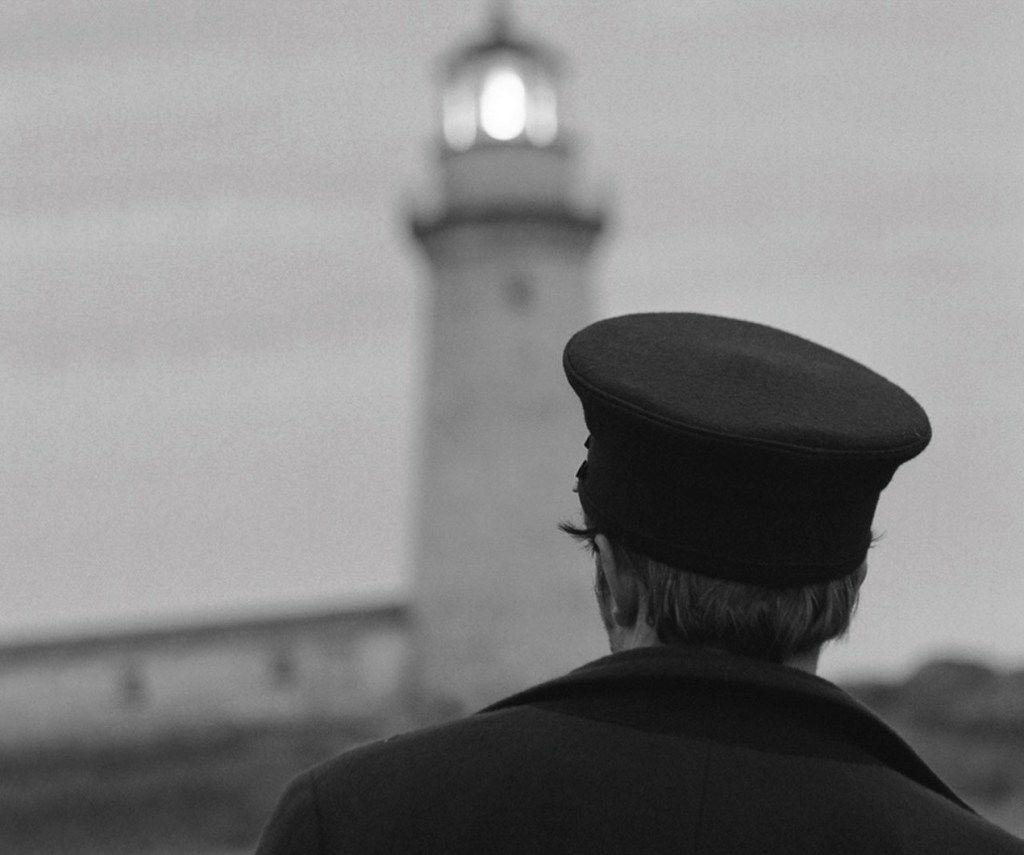 نقد فیلم The Lighthouse (فانوس دریایی) محصول 2019 16 نقد فیلم The Lighthouse (فانوس دریایی) محصول 2019 15