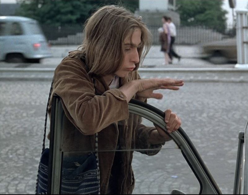 نقد فیلم The Devil Probably 1977 | احتمالا شیطان 7