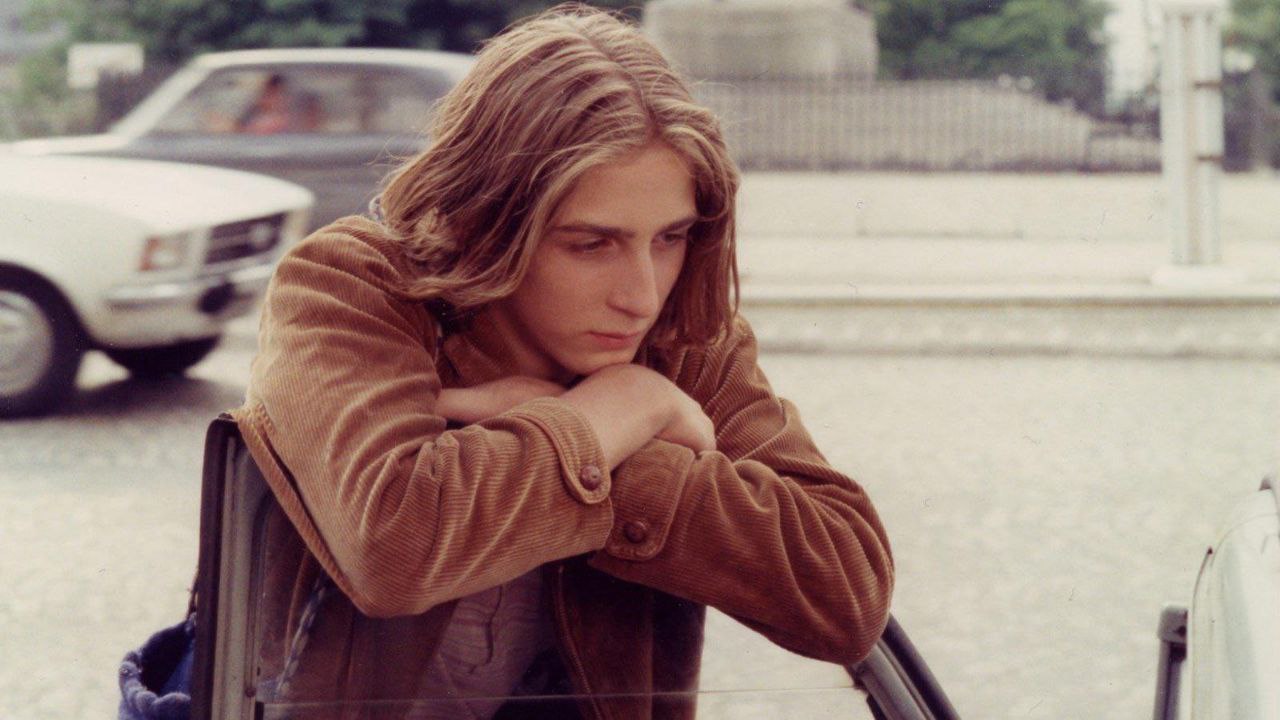 نقد فیلم The Devil Probably 1977 | احتمالا شیطان 9