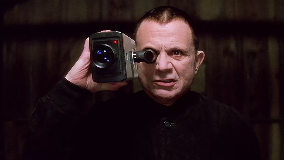 10 فیلم مشابه Eyes Wide Shut (چشمهای کاملاً بسته) که نباید از دست بدی! 21 Lost Highway (1997)