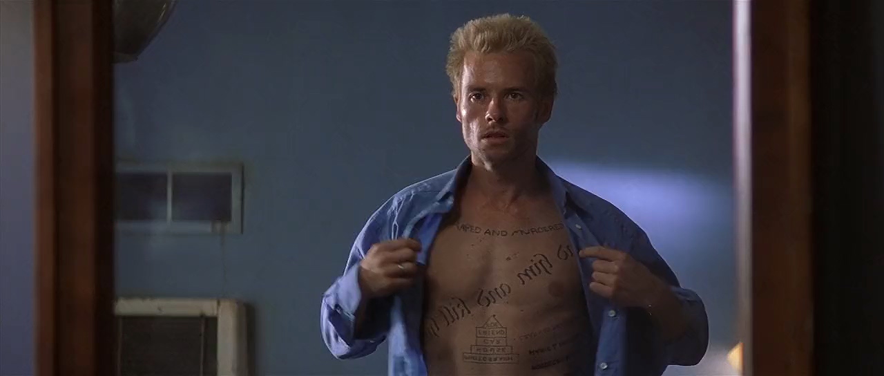 10 فیلم مشابه Eyes Wide Shut (چشمهای کاملاً بسته) که نباید از دست بدی! 26 10 فیلم مشابه Eyes Wide Shut (چشمهای کاملاً بسته) که نباید از دست بدی! 25