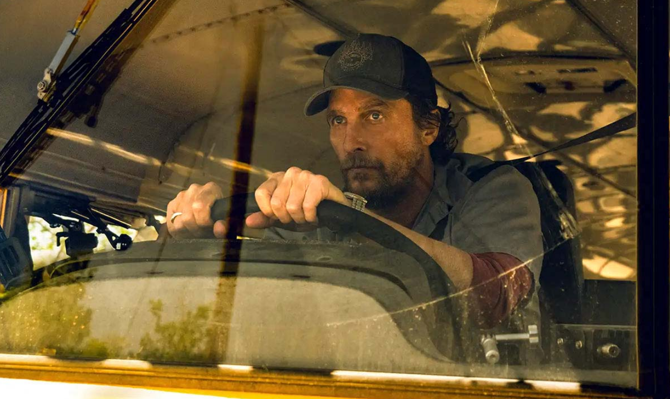 نقد و تحلیل فیلم The Lost Bus (2025) 13