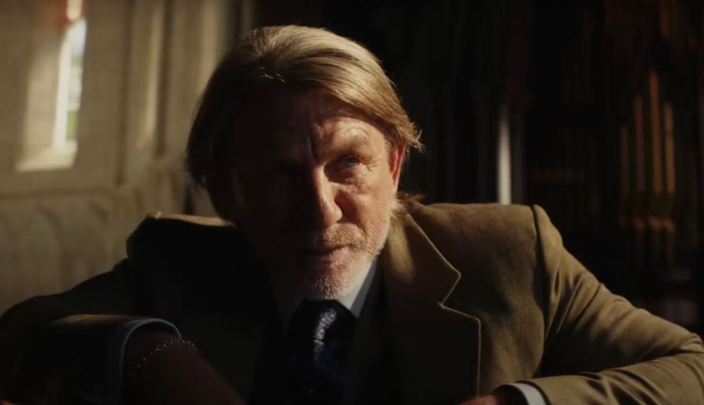 نقد فیلم Wake Up Dead Man: A Knives Out Mystery (2025) 15