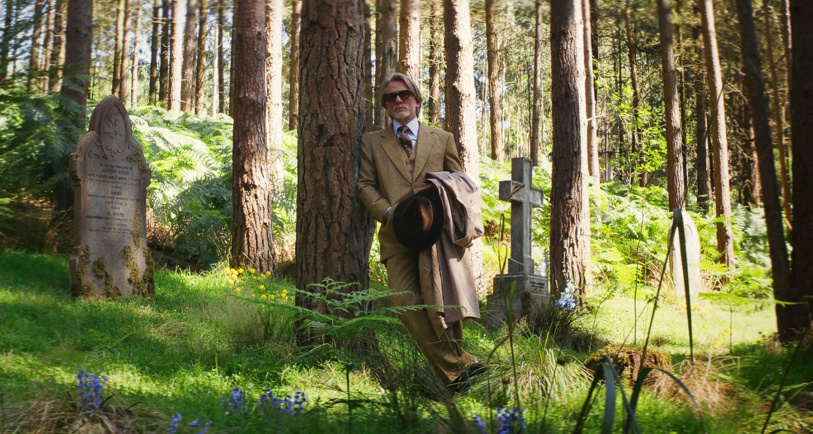 نقد فیلم Wake Up Dead Man: A Knives Out Mystery (2025) 9