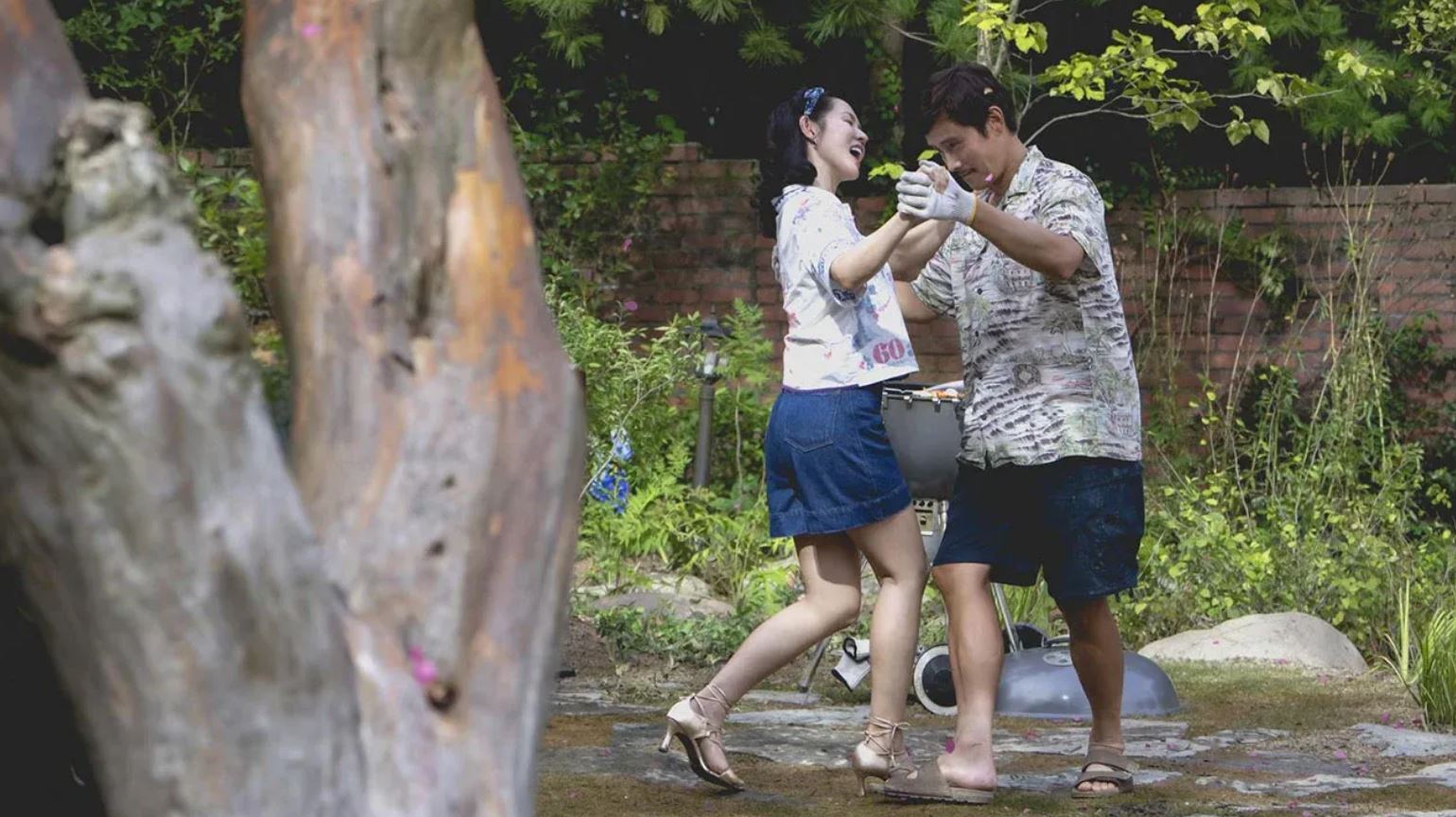 نقد و بررسی فیلم No Other Choice 2025 12 نقد و بررسی فیلم No Other Choice 2025 11